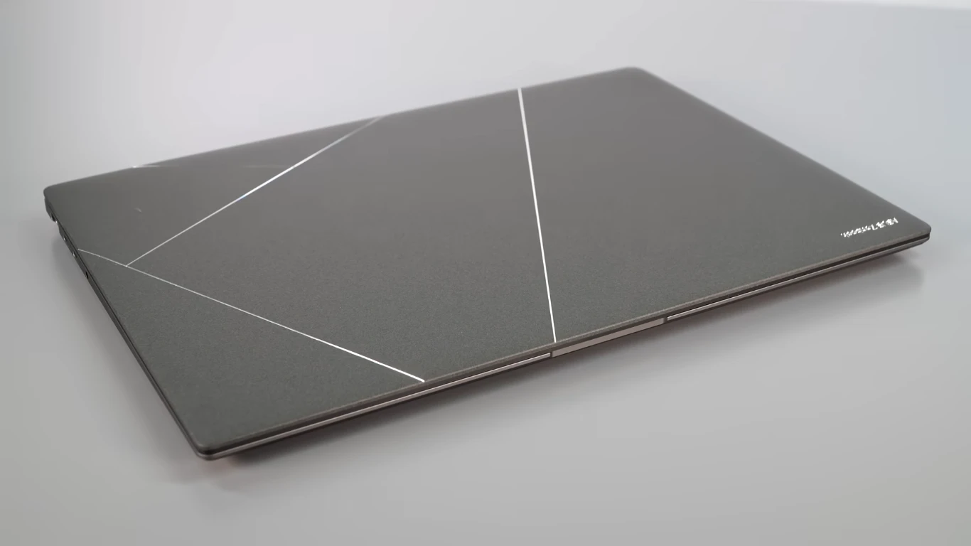 PC Asus ZenBook S 14